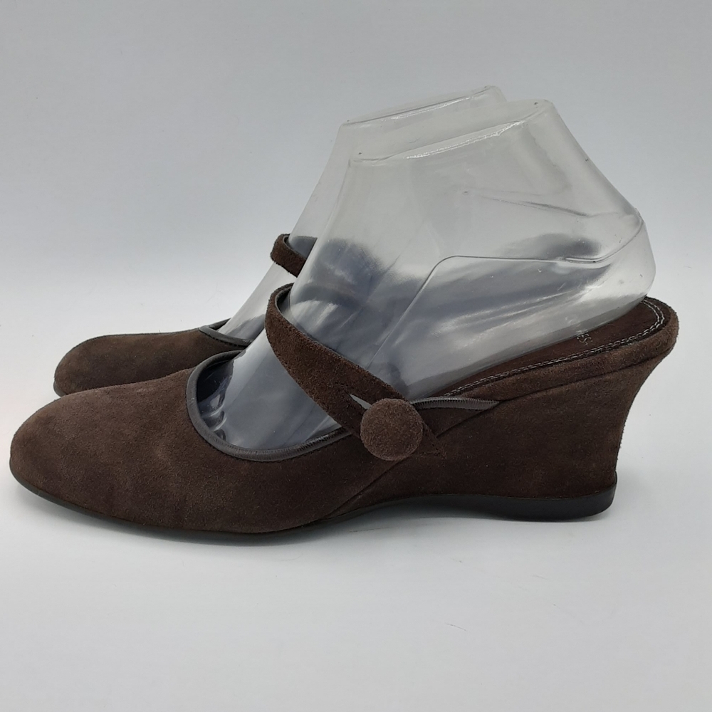 Contesa Brown Suede Maryjane Wedge Mule. Made in Italy.  Size 7.5.